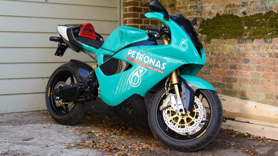 Petronas FP1 superbike